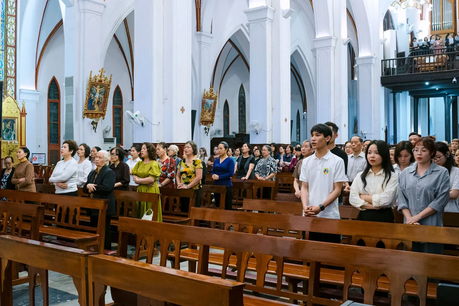 Sám hối cộng đồng mùa Chay tại Nhà thờ Chính Tòa Hà Nội: Sống tâm tình trở về trong Năm Thánh 2025